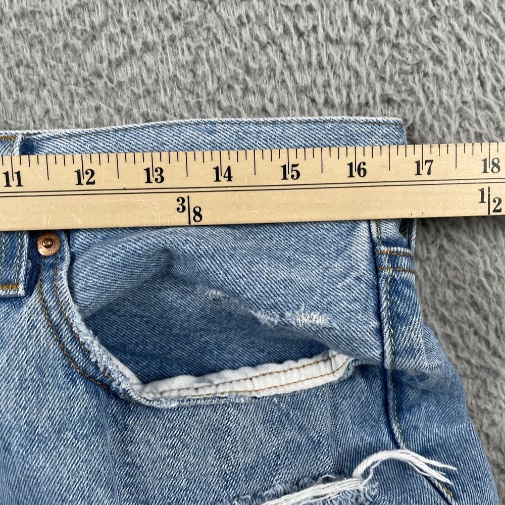 Levis 501XX Jeans Mens 32x30 Light Wash Button Fly Straight Leg Denim - Picture 4 of 9